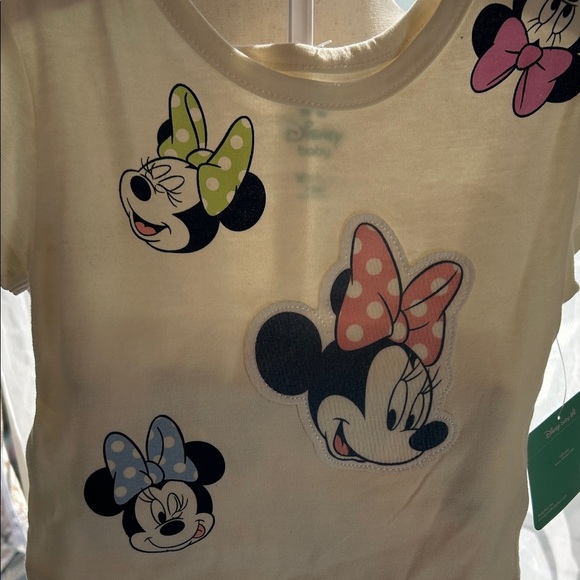 NEW Disney Minnie Mouse Embroidered Infant T-Shirt & Shorts Set- Size 12 months - Picture 3 of 6